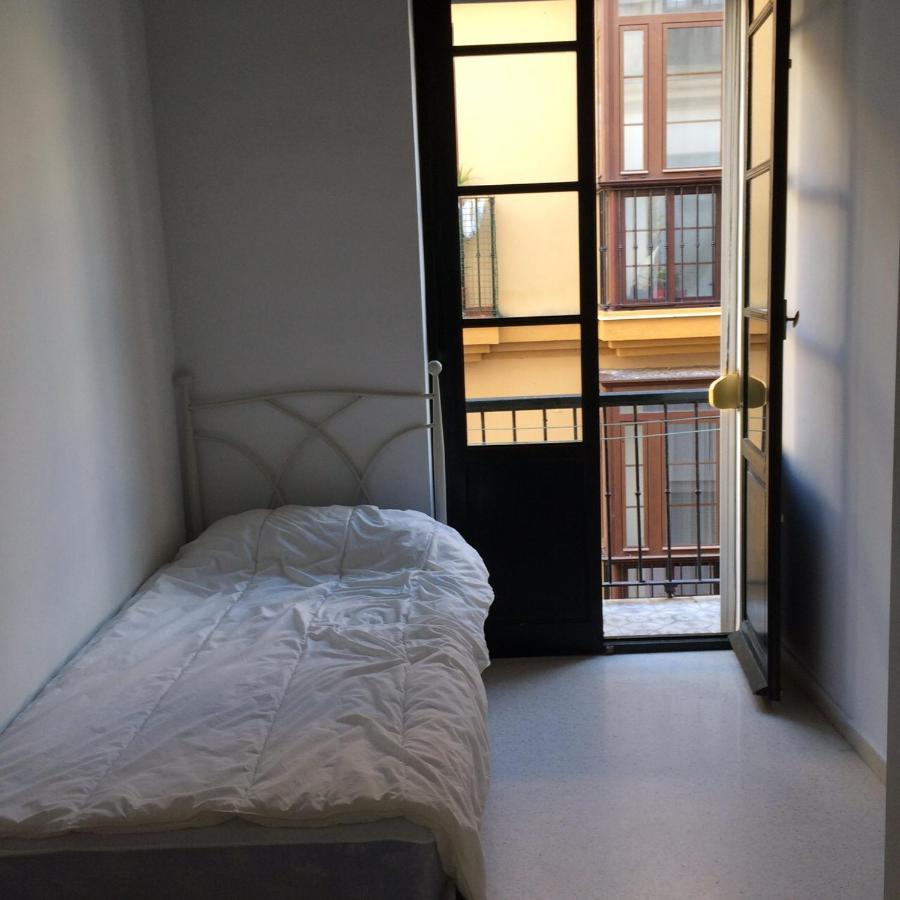 Apartamento muy bien situado en el centro de Cádiz y al lado de la playa Exterior foto